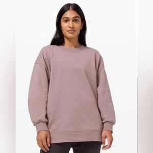 Lululemon Perfectly Oversized Crew
Violet Verbena